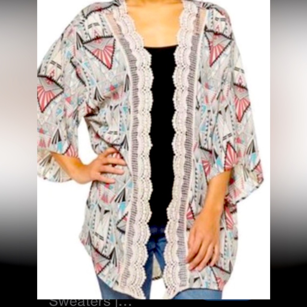 Xhilaration Geometric Kimono with Teal Accents
